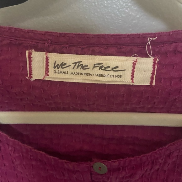 With the free purple flowy extra small front button blouse - Picture 2 of 3